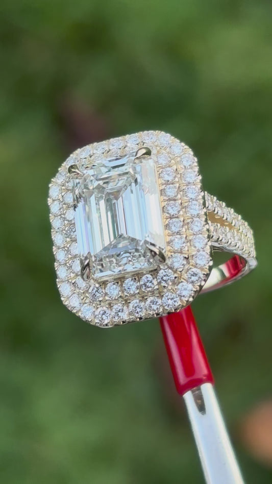 5 Carat Emerald Cut Lab Diamond Halo Ring in 14K Yellow Gold | IGI Certified